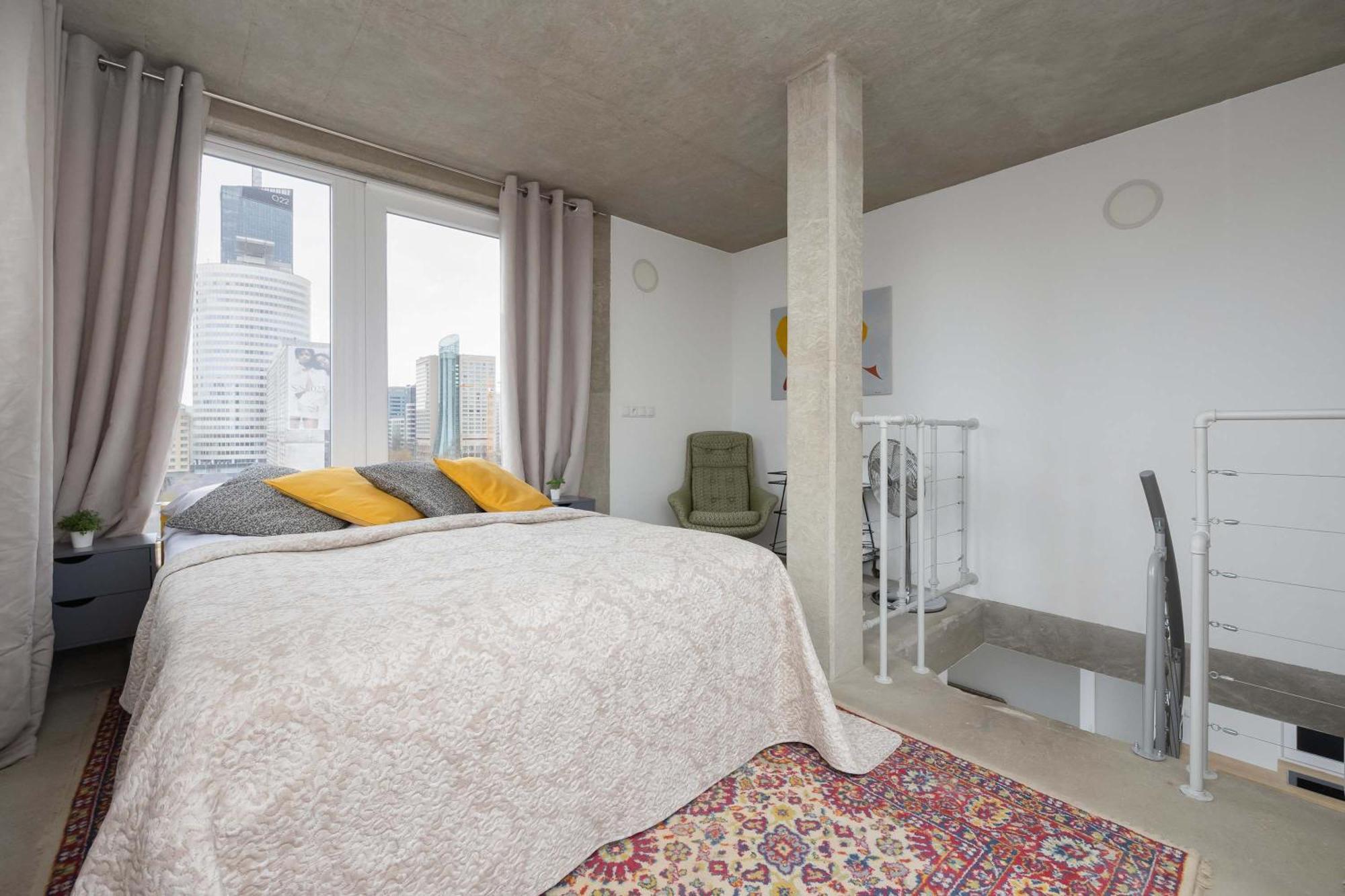 Apartament Beautiful Two-storey Three-bedroom By Renters *