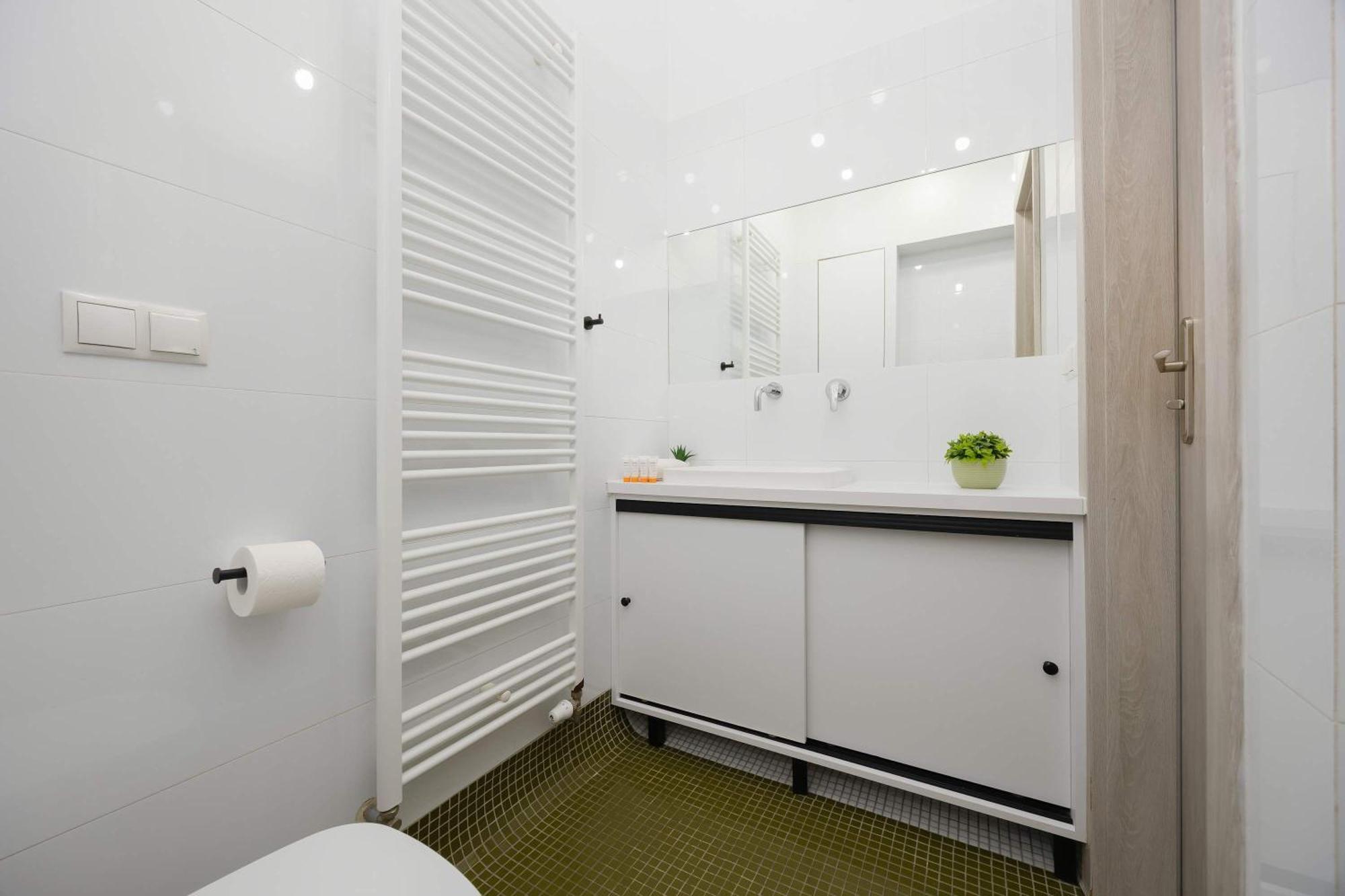 Apartment Beautiful Two-storey Three-bedroom By Renters Warsaw